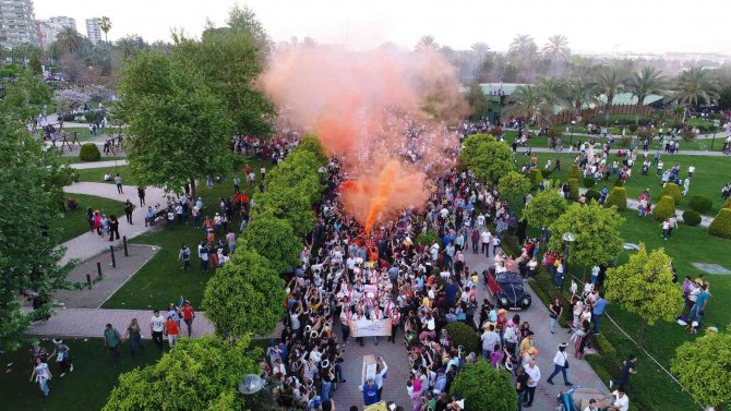 Uluslararası Portakal Çiçeği Karnavalı Esnafa Can Suyu Olacak