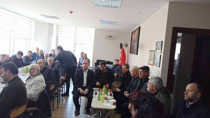 İ̇l Başkanı Yıldırım Muhtarlarla Bir Araya Geldi