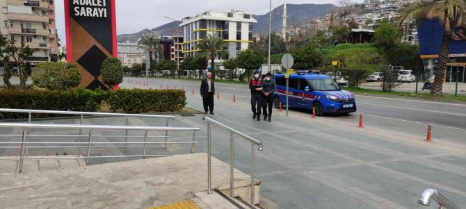 Su Sayacı Ve Elektrik Sigortası Çalan Şüpheli Yakalandı