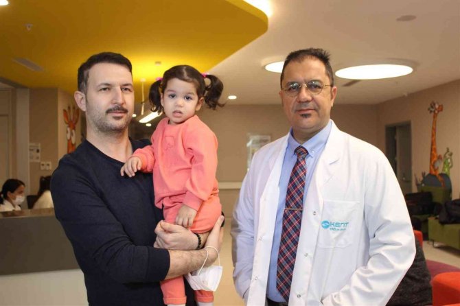 Mıknatıslı Oyuncak Yutan 2,5 Yaşındaki Cemre Ölümden Döndü