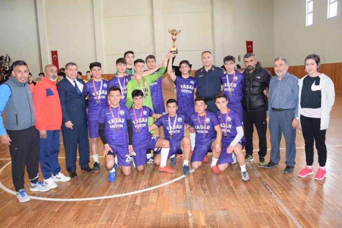 Kumluca Genç Erkekler Futbol Turnuvasının Şampiyonu Belli Oldu