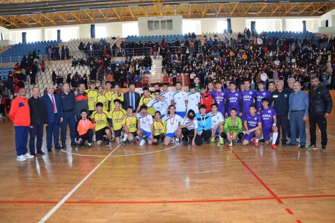 Kumluca Genç Erkekler Futbol Turnuvasının Şampiyonu Belli Oldu