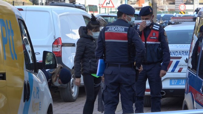 Yabancı Uyruklu Kadınları Fuhşa Yönlendiren Kadın Yakalandı