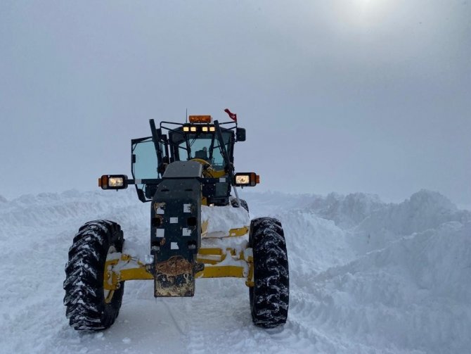 Ardahan’da Köy Yolları Kapandı, Posof İlçesinde Okullar Tatil Edildi