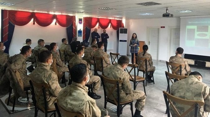Askerlere Tütün Mamullerinin Zararları Hususunda Eğitim Verildi