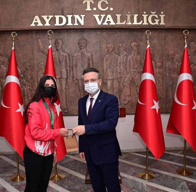 Vali Aksoy, ‘Aydın’ın Demir Yumrukları’ Ağırladı