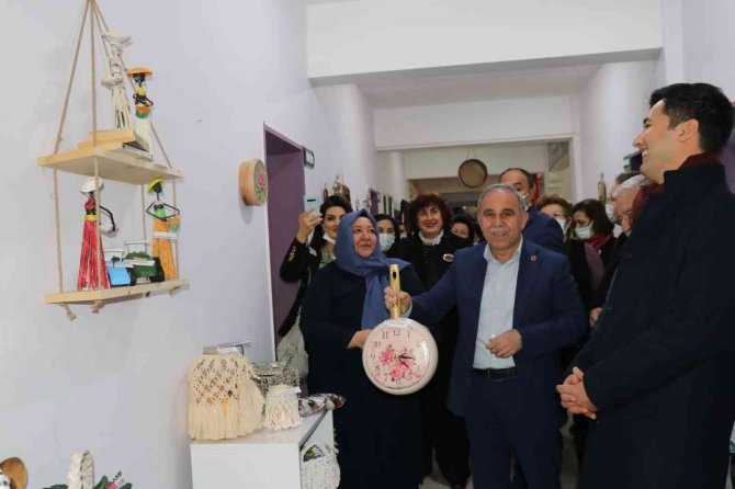 Gördes’te ’Sıfır Atık Projesi’ Sergisi Açıldı