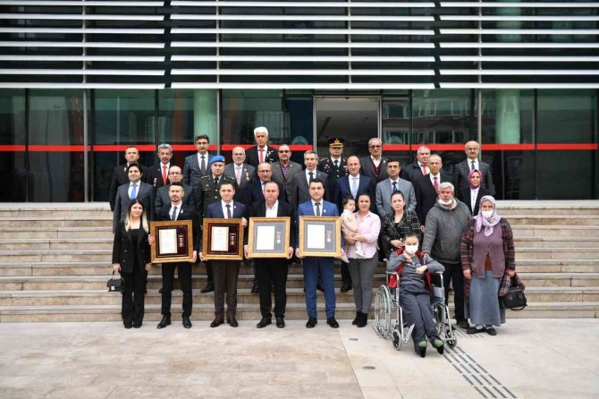 Denizlili Gazilere ‘Devlet Övünç Madalyaları’ Verildi