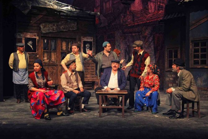 Bursa Uluslararası Balkan Ülkeleri Tiyatro Festivali Devam Ediyor
