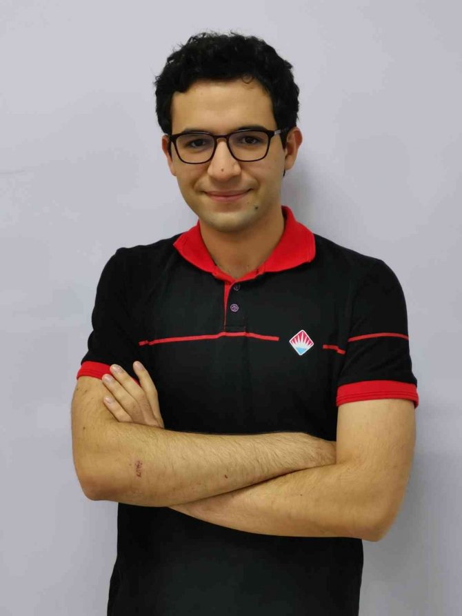 İ̇ki Sınıf Arkadaşı Mıt Yolcusu