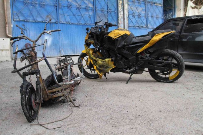 Elazığ’da Tamir Dükkanında Yangın: 400 Bin Liralık Motosikletler Kül Oldu