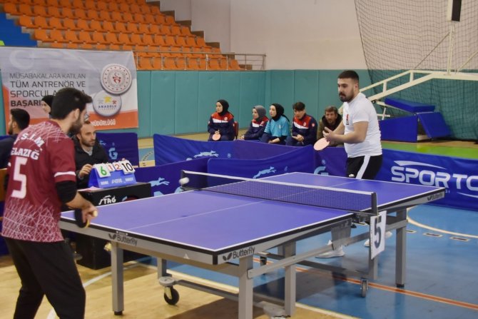 Elazığ’da Bölgesel Masa Tenisi Turnuvası Sona Erdi