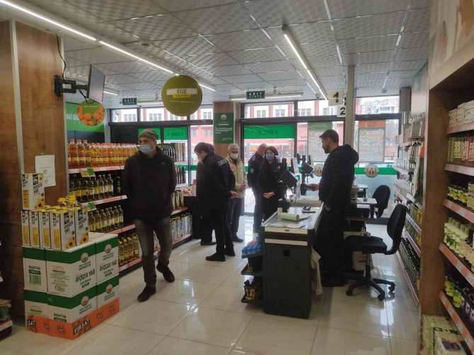 Tunceli’de Fahiş Fiyat Ve Stokçuluk Denetimi
