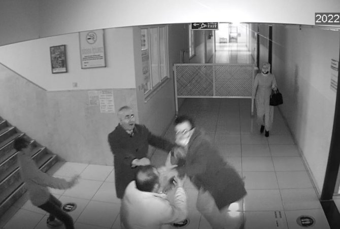 “Eşime Küfredildi” Deyip Lisede Dehşet Saçan Sanığın 20 Yıla Kadar Hapsi İstendi