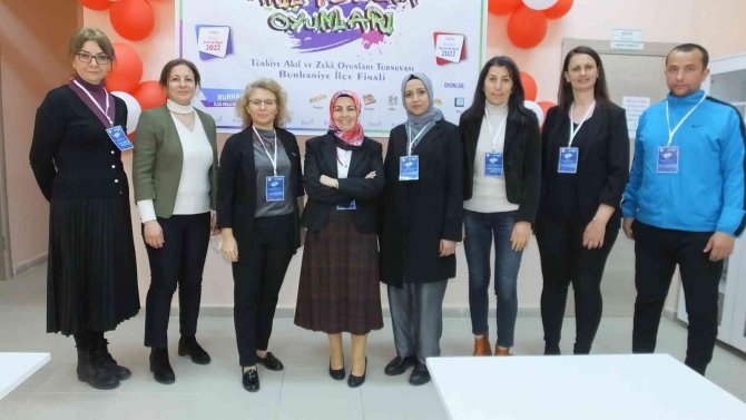 Balıkesir’de Öğrencilere Zeka Ödülü