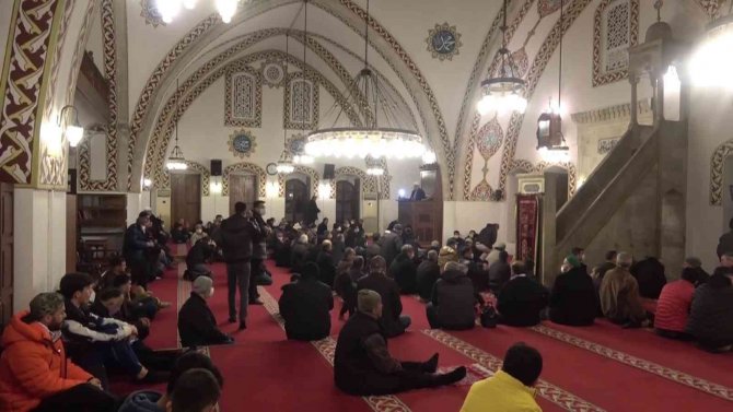 Antakya’da Berat Kandili Dualarla İdrak Edildi