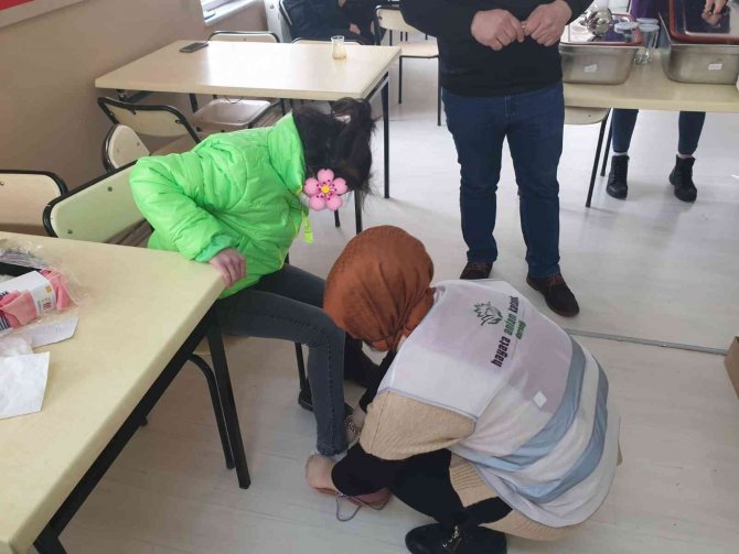 Yürekleri Isıtan Yardım