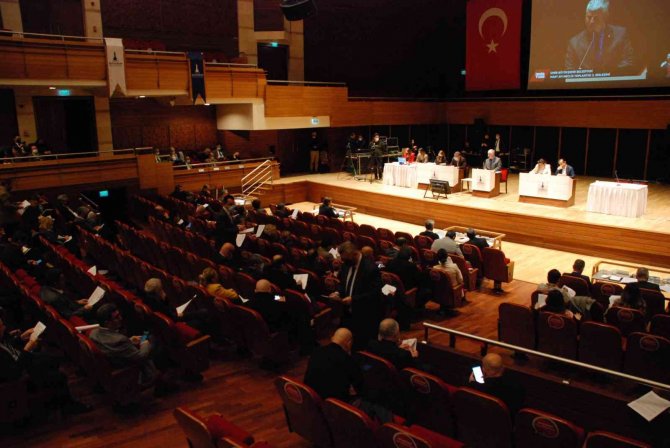 İ̇zmir Büyükşehir Belediye Meclisi’nde Urla Tartışması