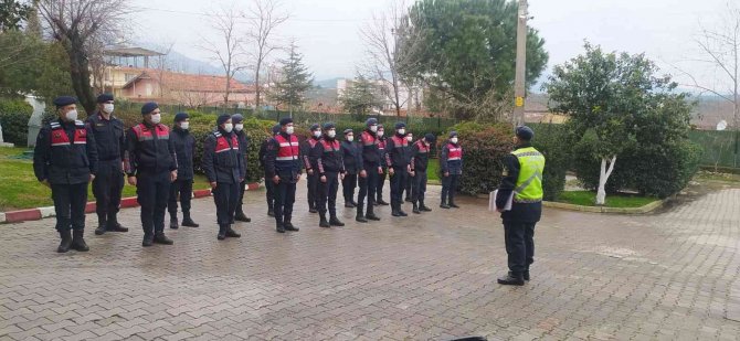 Jandarmadan Personellere Trafik Eğitimi Semineri