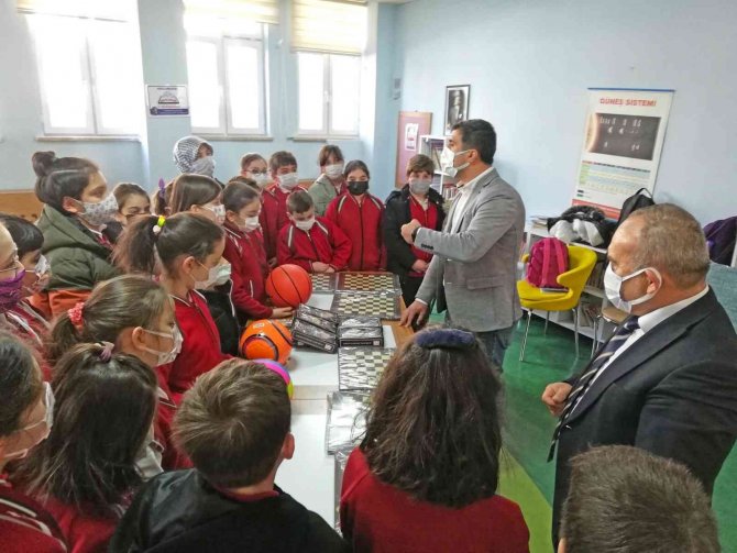 Çorum’da 5 Bin 896 Kilogram Atık Pil Toplandı