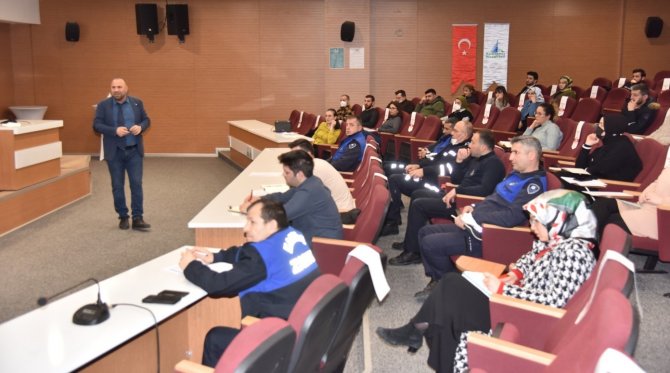 Kartepe Belediyesi Personellerine Eğitim Verildi