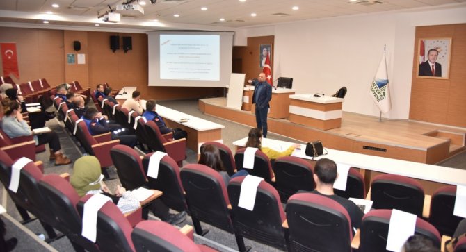Kartepe Belediyesi Personellerine Eğitim Verildi