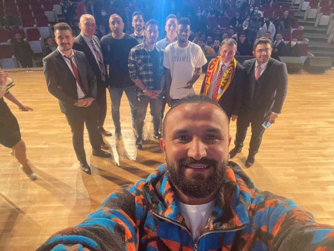 Kayserispor’dan Öğrencilere Jest