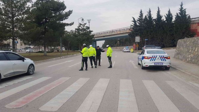 Cipin Çarptığı Yabancı Uyruklu Genç Yaralandı