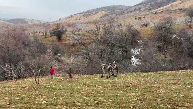 Kayıp Olarak Aranan Yaşlı Adamın Cesedi Bulundu