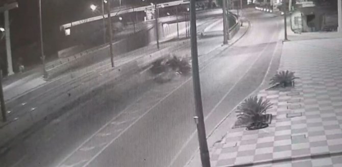 3 Genci Ölüme Götüren Kaza Güvenlik Kamerasında