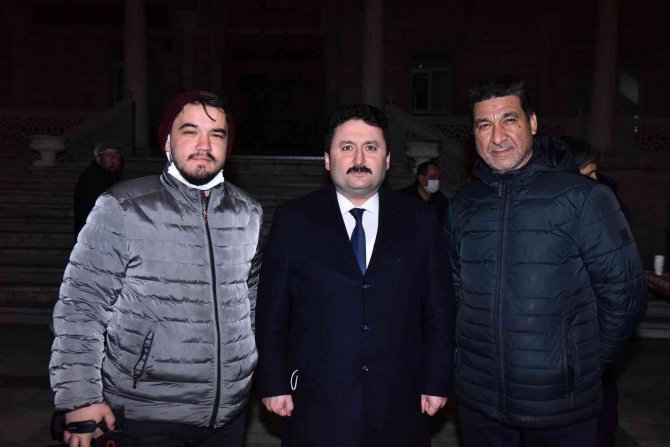 Balıkesir’de Berat Kandili Dualarla İhya Edildi