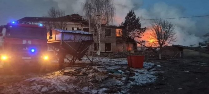 Rusya Harkov Bölgesinde Sivil Yerleşim Yerlerini Vurdu