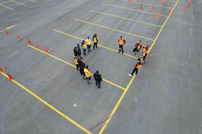 Ambulans Sürücülerinin Eğitimi Nefes Kesti