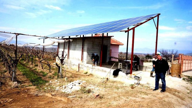 Üzüm Bağlarına Güneş Enerjili Sulama