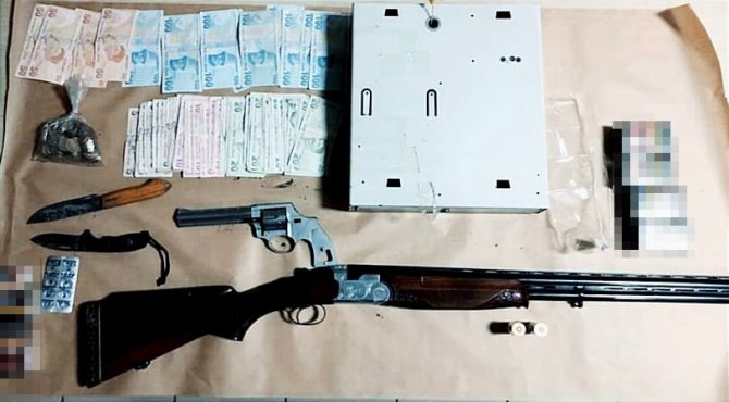 Osmaniye’de Akaryakıt İstasyonunda Silahlı Soygun