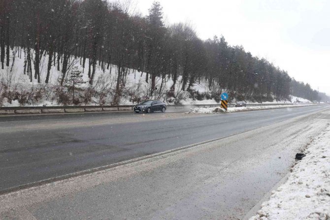 Bolu Dağı’nda 5 Gün Sürecek Kar Yağışı Başladı