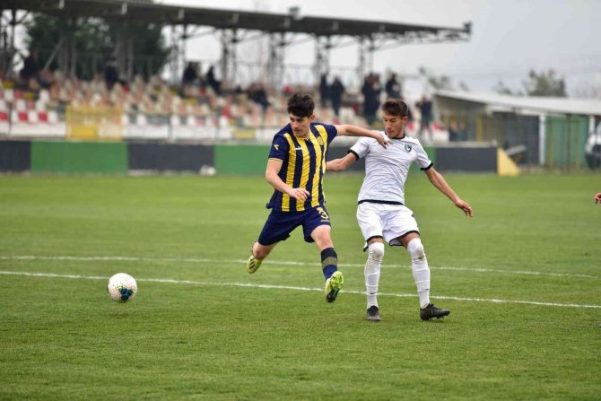 Genç Horozlar, Mke Ankaragücü’nü Elinden Kaçırdı