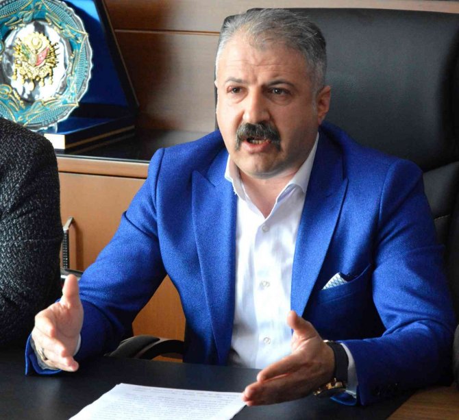 Bakanlık Atamasından Sonra 26 Ay Göreve Başlatılmadı, Göreve Başladığı Gün Tekrar Görevden Alındı