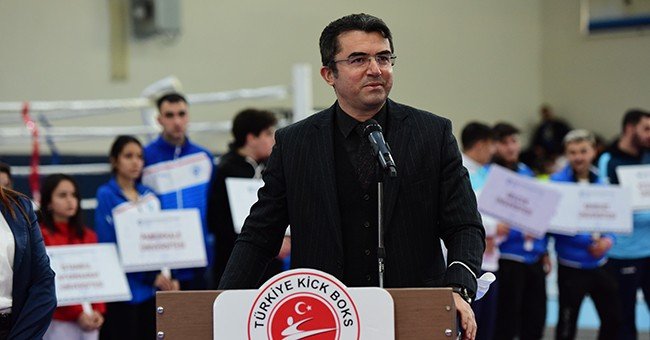 Üniversiteler Türkiye Kick Boks Şampiyonası Etü Ev Sahipliğinde Başladı