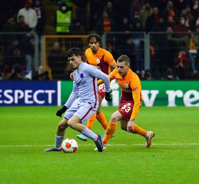 Uefa Avrupa Ligi: Galatasaray: 1 - Barcelona: 2 (Maç Sonucu)