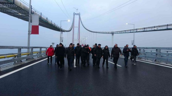 Bakan Karaismailoğlu Gün Doğumunda 1915 Çanakkale Köprüsü’nde Yürüdü