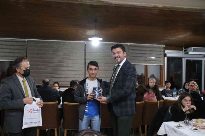 Ürgüp Belediyesi, Deneme Sınavlarında İ̇lk 10’a Giren Öğrencileri Ödüllendirdi