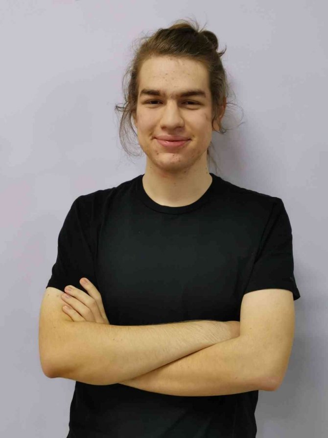 İ̇ki Sınıf Arkadaşı Mıt Yolcusu