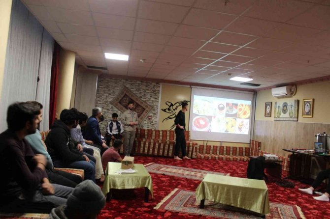 Kültürler Öğrenci Yurdunda Görüşüldü