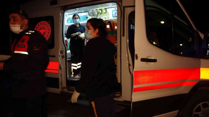 Adana’da Yolcu Otobüsü Devrildi: 4’ü Ağır 23 Yaralı