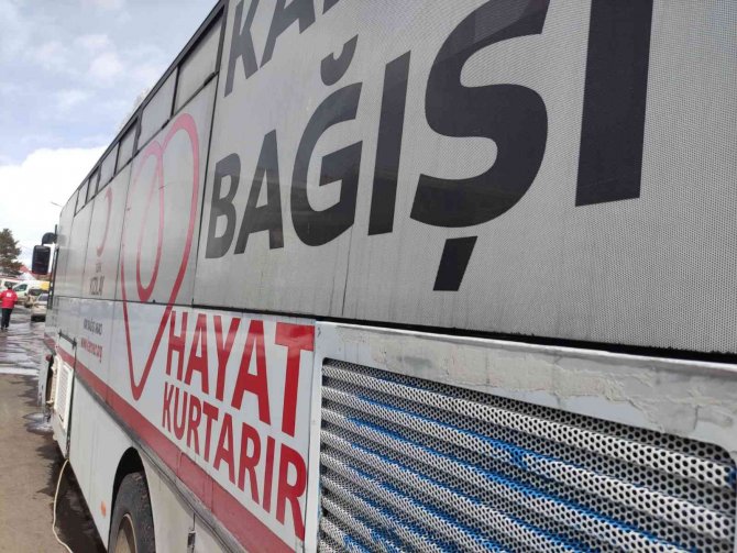 Ardahan’da Kök Hücre Ve Kan Bağışı Kampanyası Başlatıldı