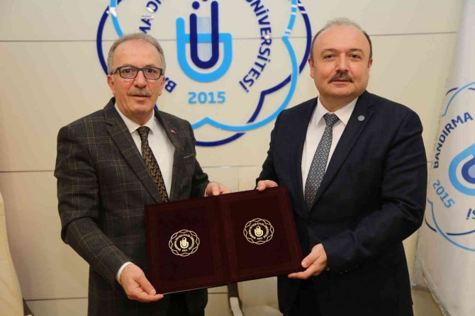 Bartın Üniversitesi İle Bandırma Onyedi Eylül Üniversitesi Arasında Protokol İmzalandı