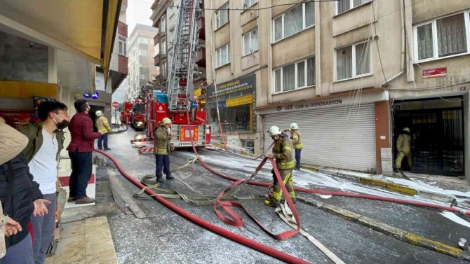 Yangın İhbarına Giden İtfaiye Ekiplerinin Zor Anları