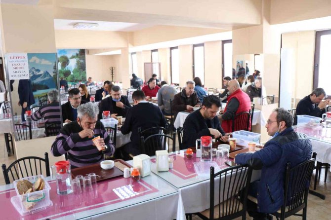 50 Bin Kamu Çalışanına ‘Ecdat Aşı’