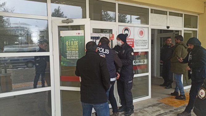 Çorum’daki Kuyumcu Soygunu Zanlıları Adliyeye Sevk Edildi